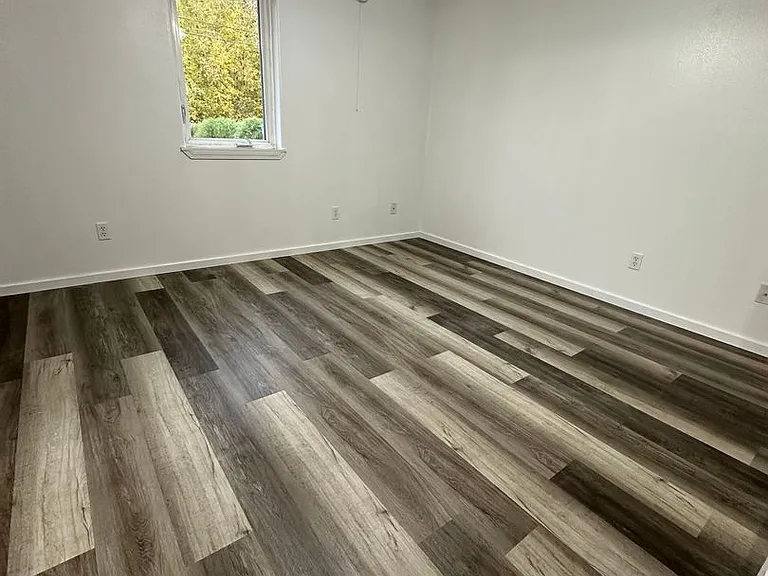 841 Shellinger St — Photo 10
