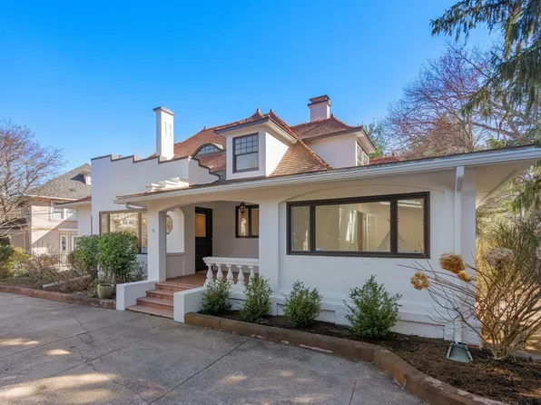 15 Clark St, Newton, MA 02459