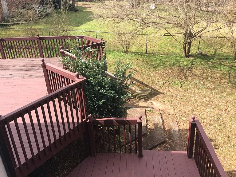 80 Homestead Pl — Photo 16
