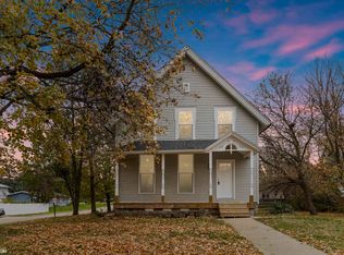 502 S 2nd Ave, Washington, IA 52353