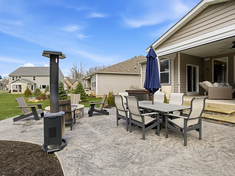 4650 Crocker Woods Ln — Photo 37