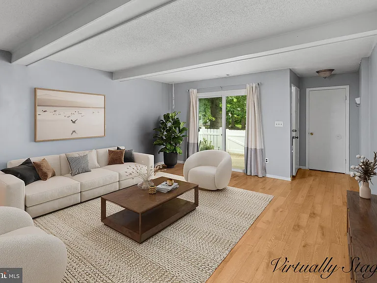 3 Foxtail Ln — Photo 4