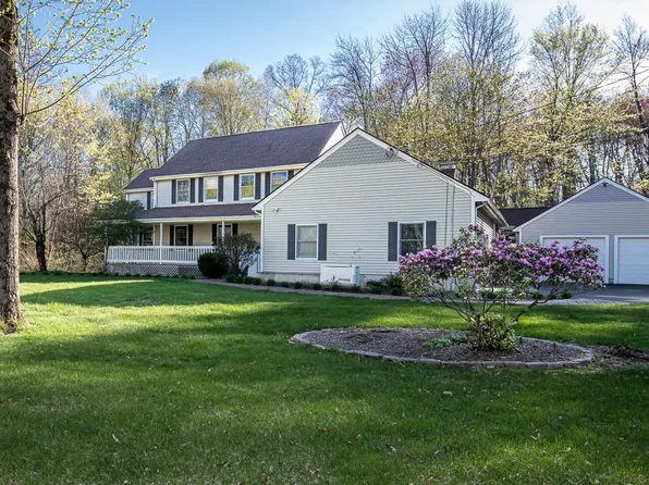 4 Partridge Lane, East Kingston, NH 03827