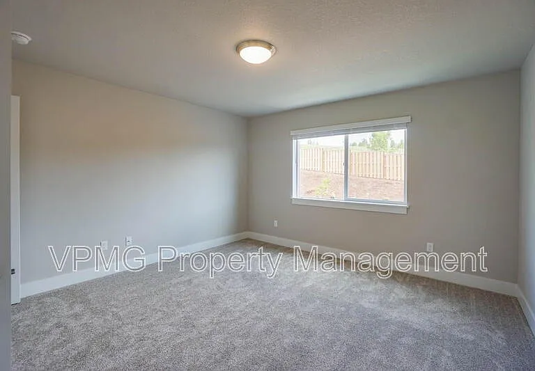 2347 E Otter Loop #A — Photo 17