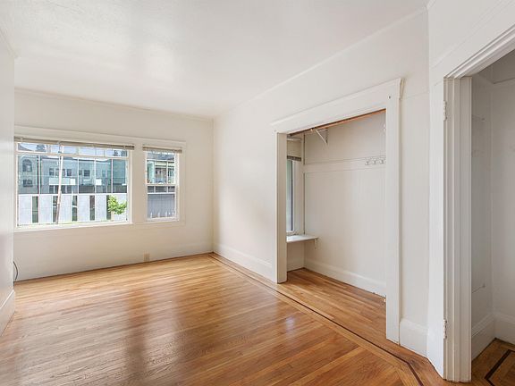 4th image of 2119 Hearst Ave #10964846