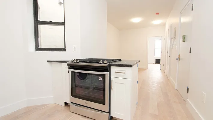 Rented by Nooklyn NYC LLC | media 11