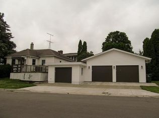 920 10th St, Fennimore, WI 53809