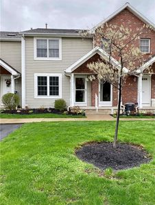 88 Olde Stone Ln, Lancaster, NY, 14086