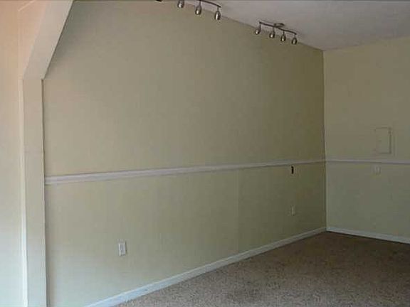 2nd image of 343 N Miami St