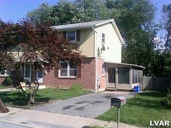 1st image of 621 Banks St