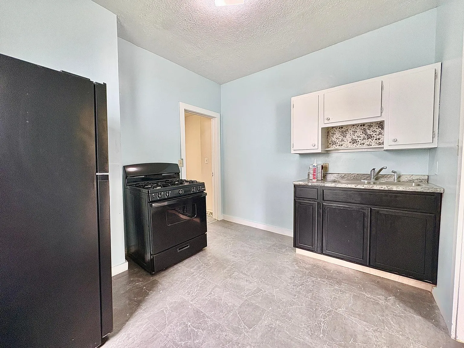 1 bed, $875 — Photo 3