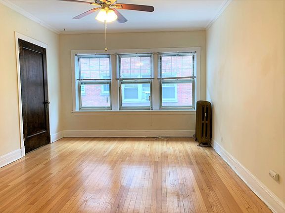 3rd image of 1425 W Chase Ave #2A