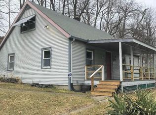 17 Walnut St, Catskill, NY 12414