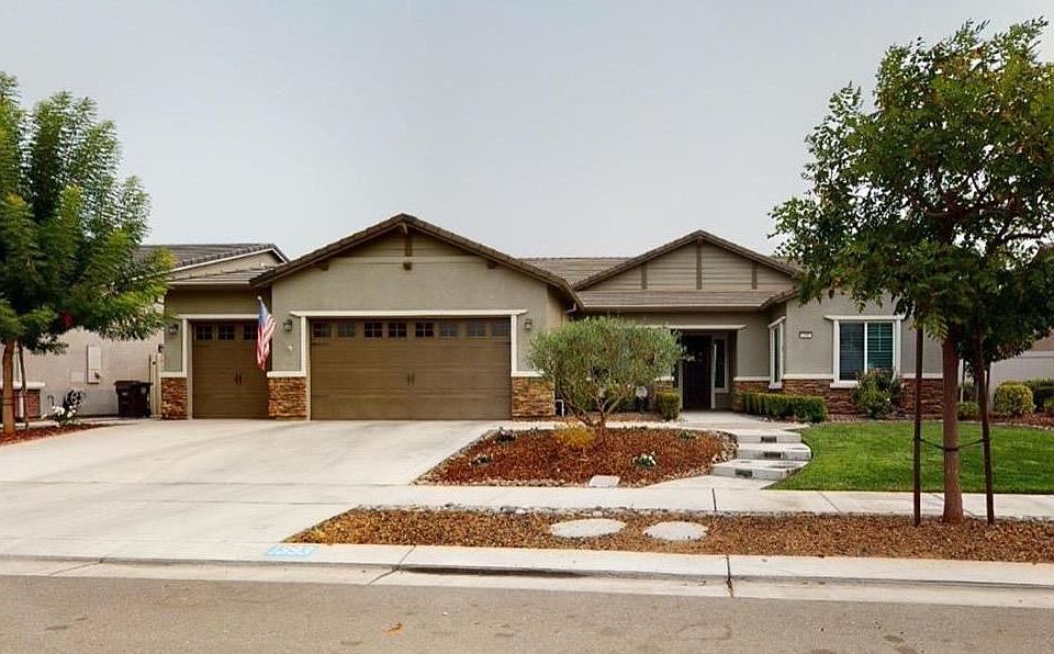 1st image of 1393 Chestnut Grove Dr