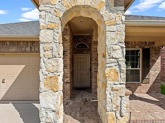 4th image of 8503 Crescent Valley Ln
