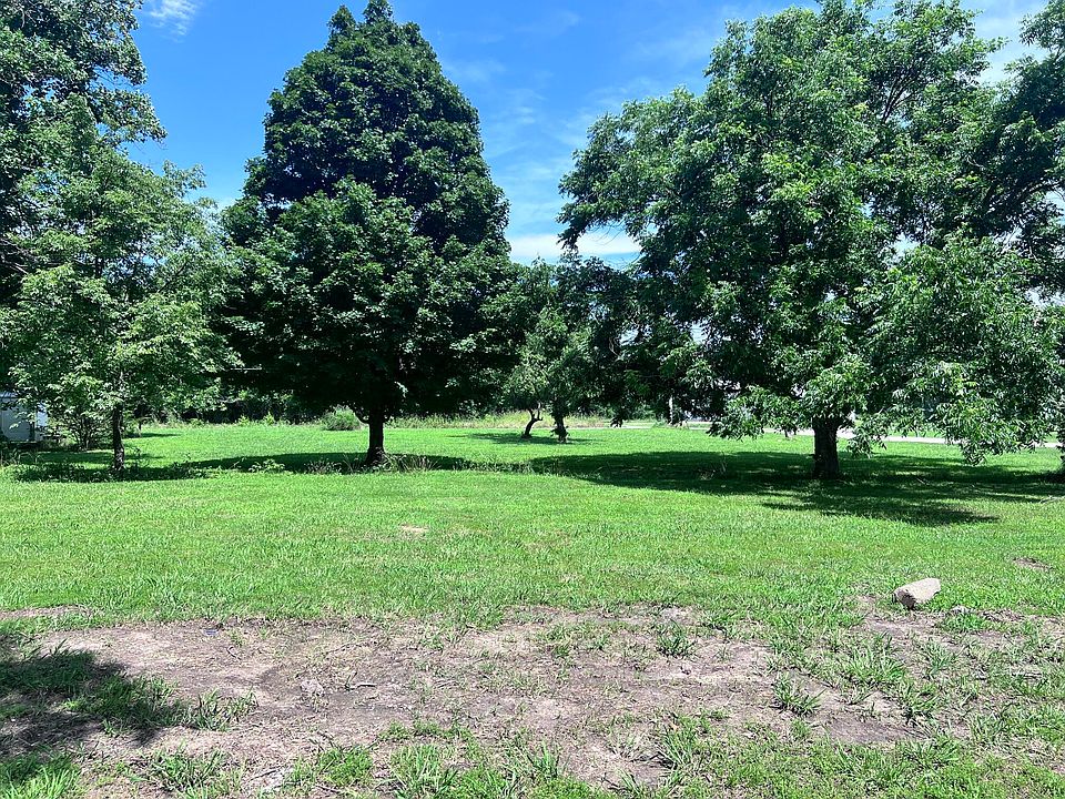 2nd image of 54504 Bambi Dr
