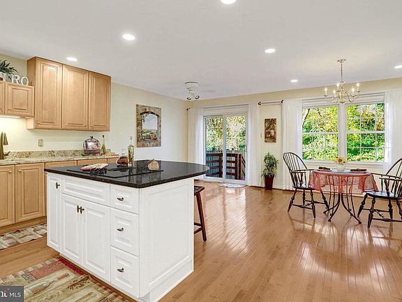 4th image of 6122 Old Brentford Ct