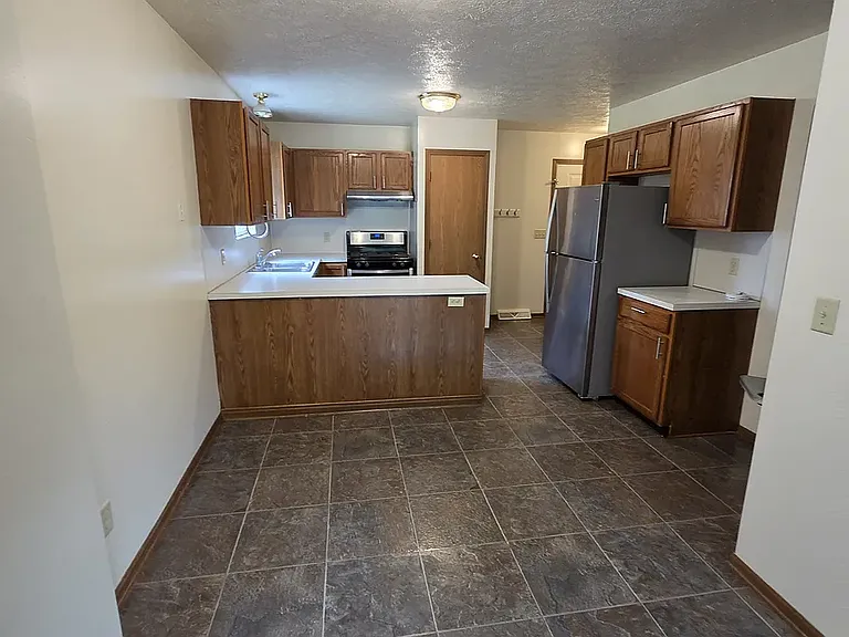 990 Cedar Run Ct NW — Photo 2