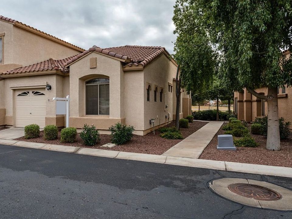 1st image of 2600 E Springfield Pl #17