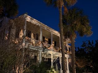 60 Rutledge Ave APT A, Charleston, SC 29401