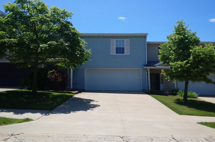 1st image of 3812 W Richwoods Blvd #6