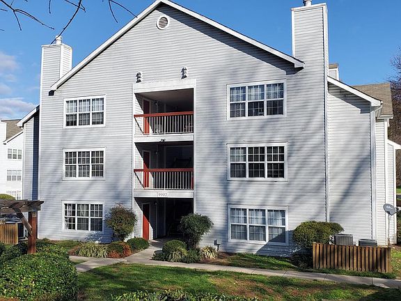 4th image of 9902 Boysenberry Way