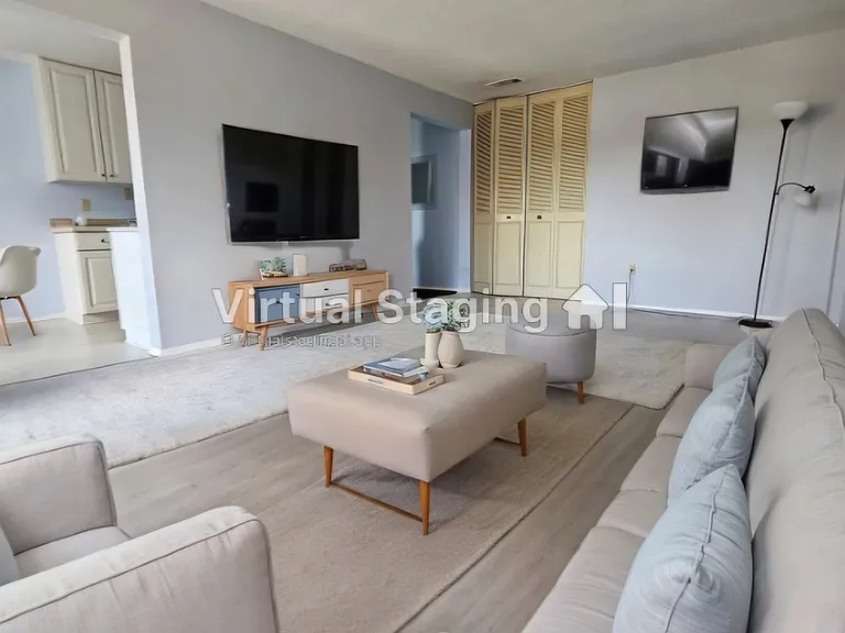 62 Shrewsbury Green Dr — Photo 8