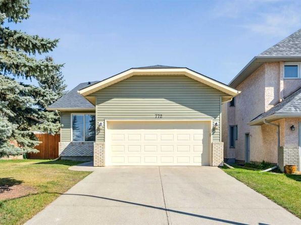 772 S Riverbend Dr SE, Calgary, AB T2C 3T6