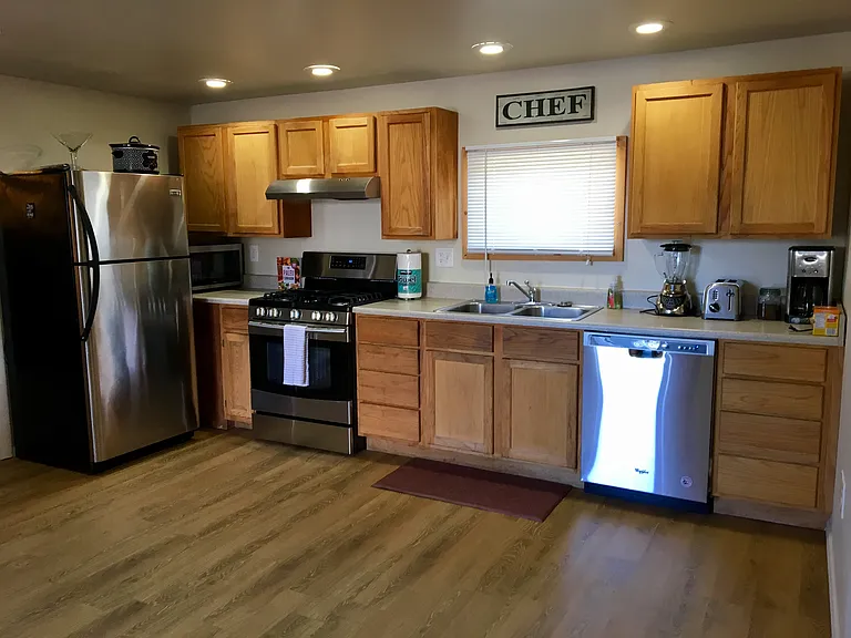 116 E Ellery Ave — Photo 6