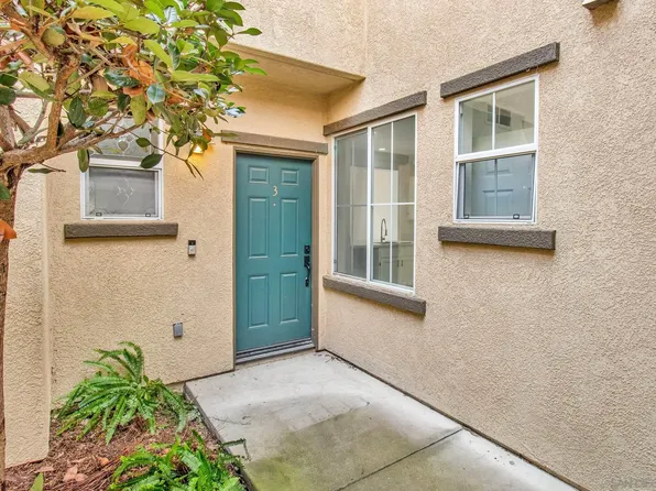 4434 Brisbane Way Unit 3, Oceanside, CA 92058