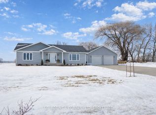 11716 Lakeshore Rd, Wainfleet, ON L0S 1V0