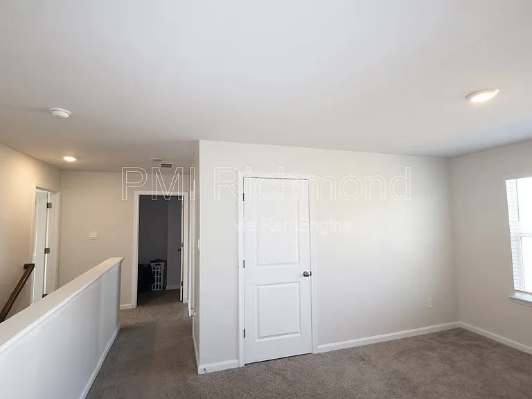 7001 Batten Ct — Photo 20