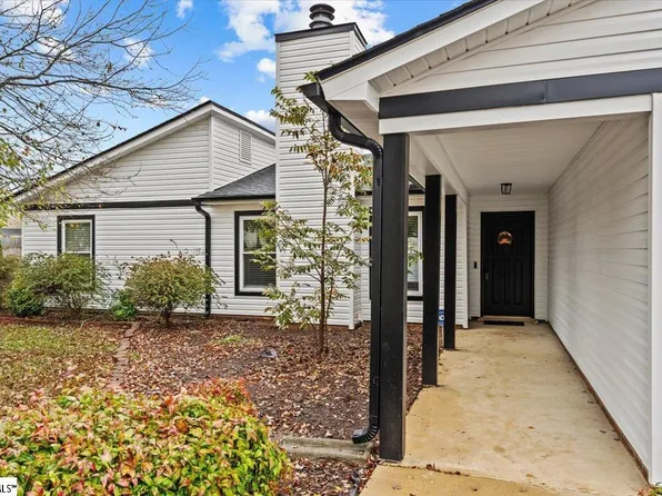 107 Amberwood Ln, Mauldin, SC 29662