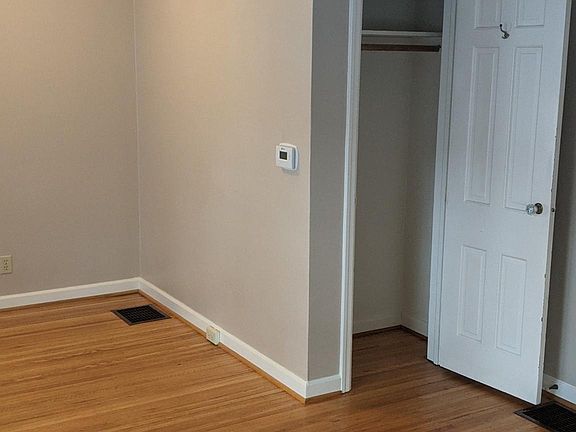5th image of 6359 N Park Ave