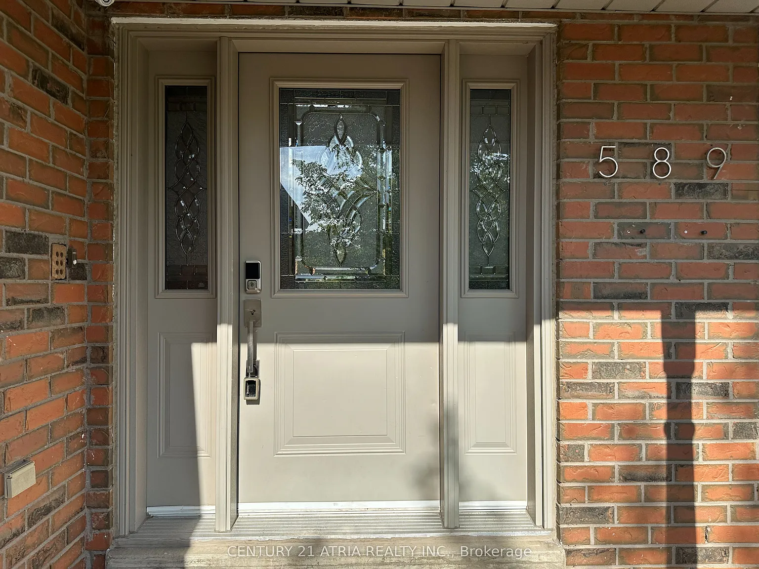6 bed, $5,050 — Photo 3