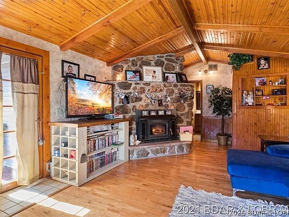 5th image of 1218 Georgene Rd