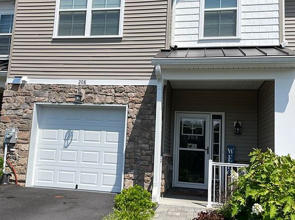 208 Hudson View Ter