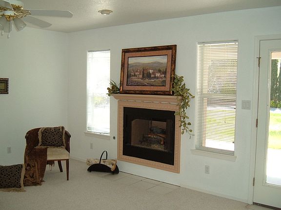 Fam. Room W/Fireplace