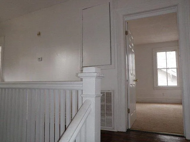 4 bed, 2430 sqft, $1,800 — Photo 3