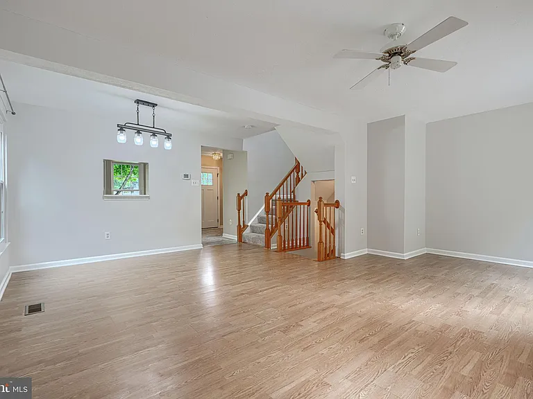 1826 Wye Mills Ln — Photo 6