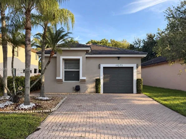 19273 NW 14th St, Pembroke Pines, FL 33029