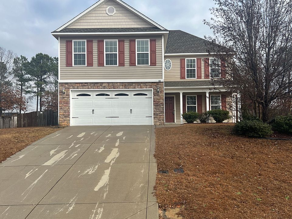 1st image of 307 Mecklenburg Dr