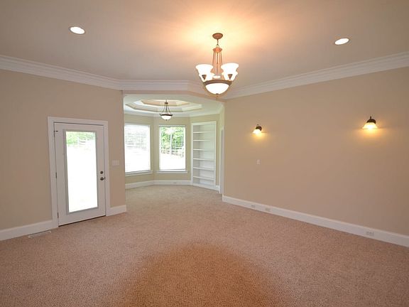 5th image of 131 Wildwood Cove Dr