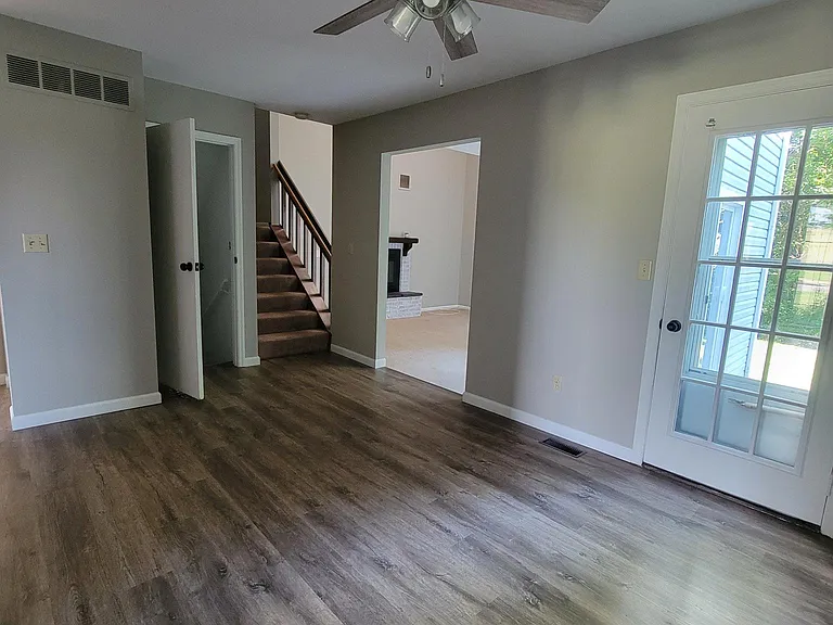 1018 College Rd — Photo 9