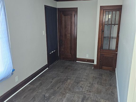 3rd image of 14512 Granger Rd