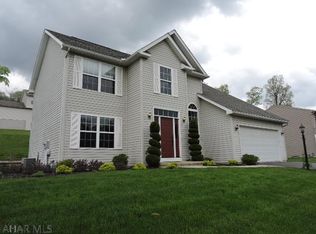 518 Canterberry Dr, Altoona, PA 16602
