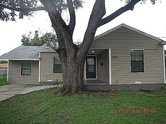 1st image of 907 W Green Ave