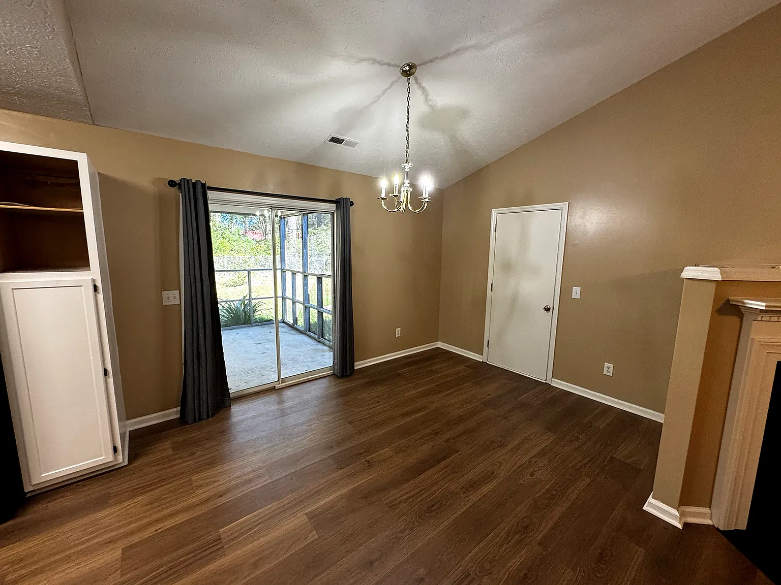 304 Northwoods Court Southeast - 1 — Photo 4