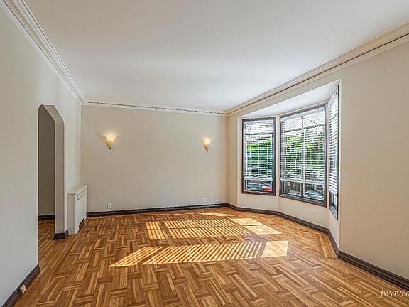 3rd image of 3650 Fillmore St APT 102