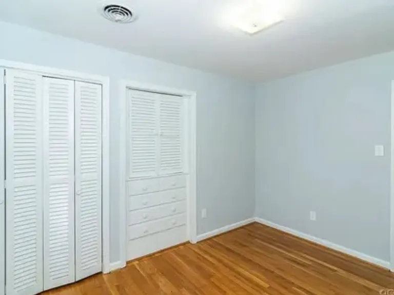 301 Meadowspring Rd — Photo 29